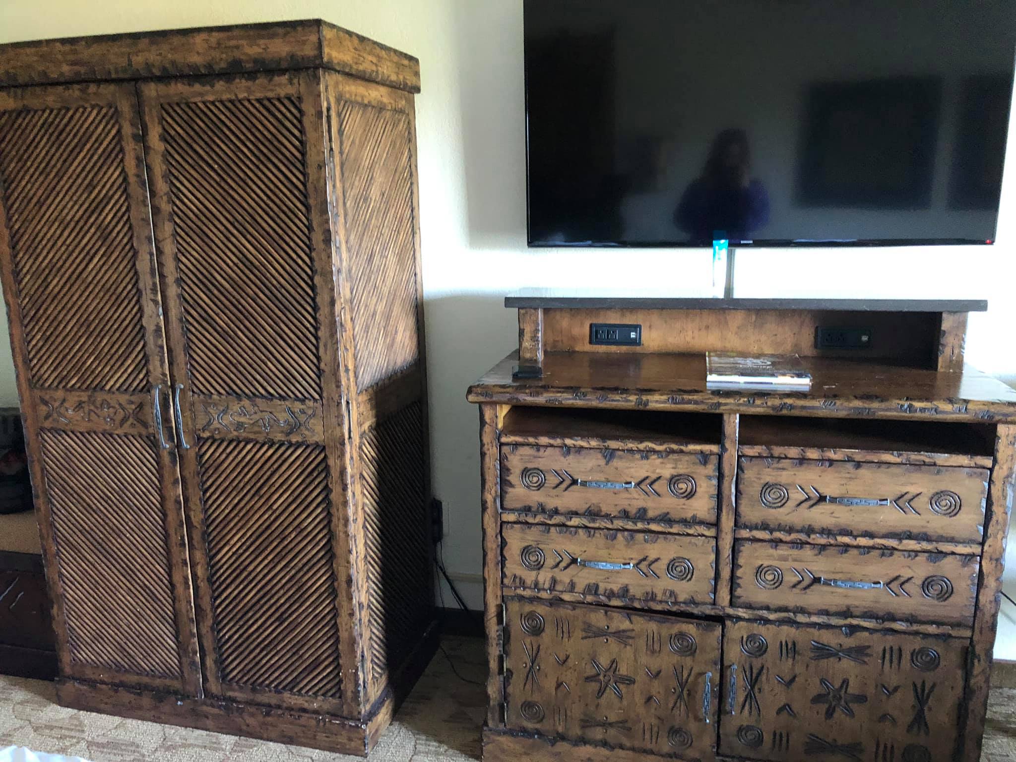 Disney Animal Kingdom Villas | Drawers and Closet At the Rooms