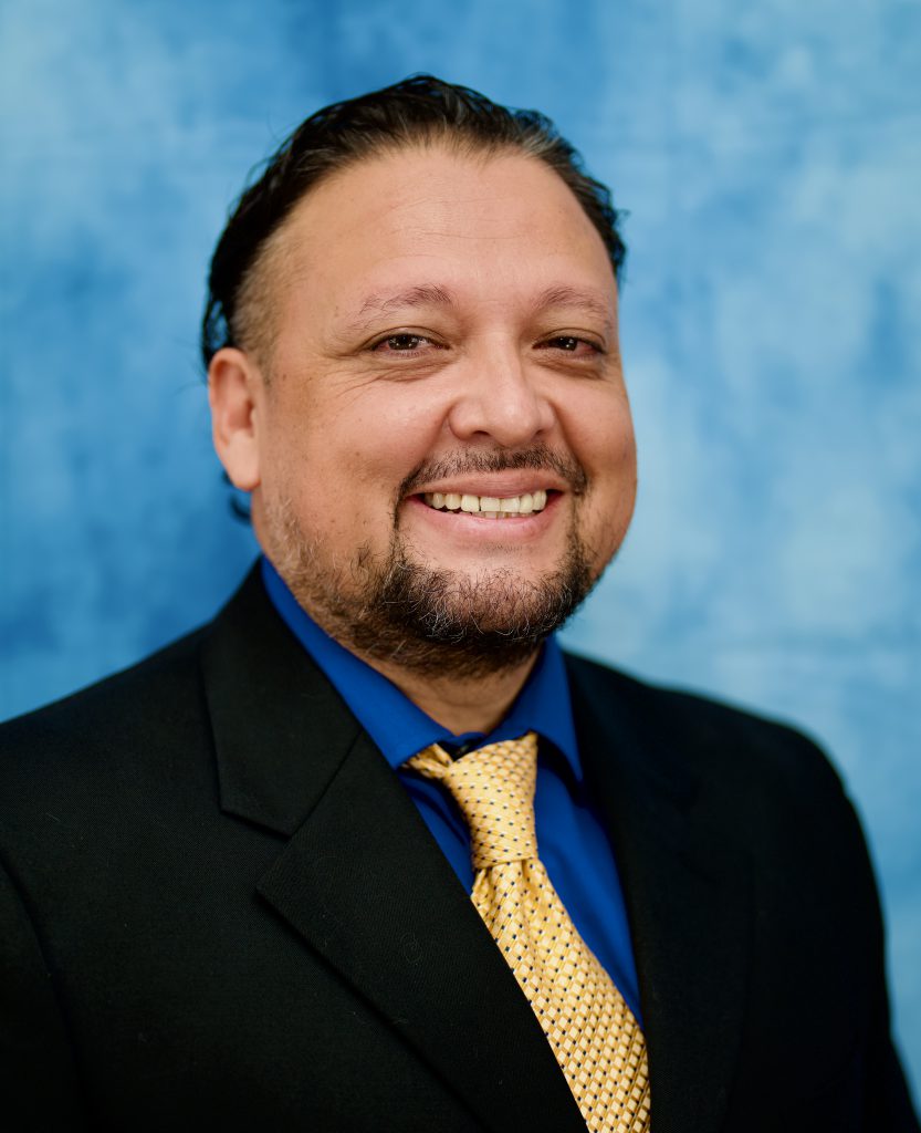 Disney-Vacation-Club-Specialist-Team-Jason-Padilla